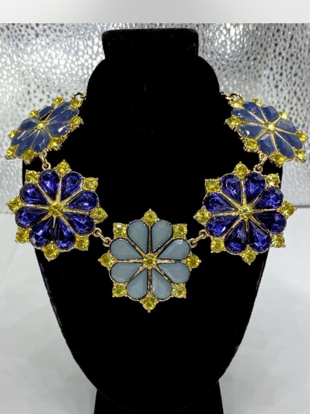 Ladies *** Floral Statement Necklace  ^^^ Saphire  Blue /  Purple Stones *^*
